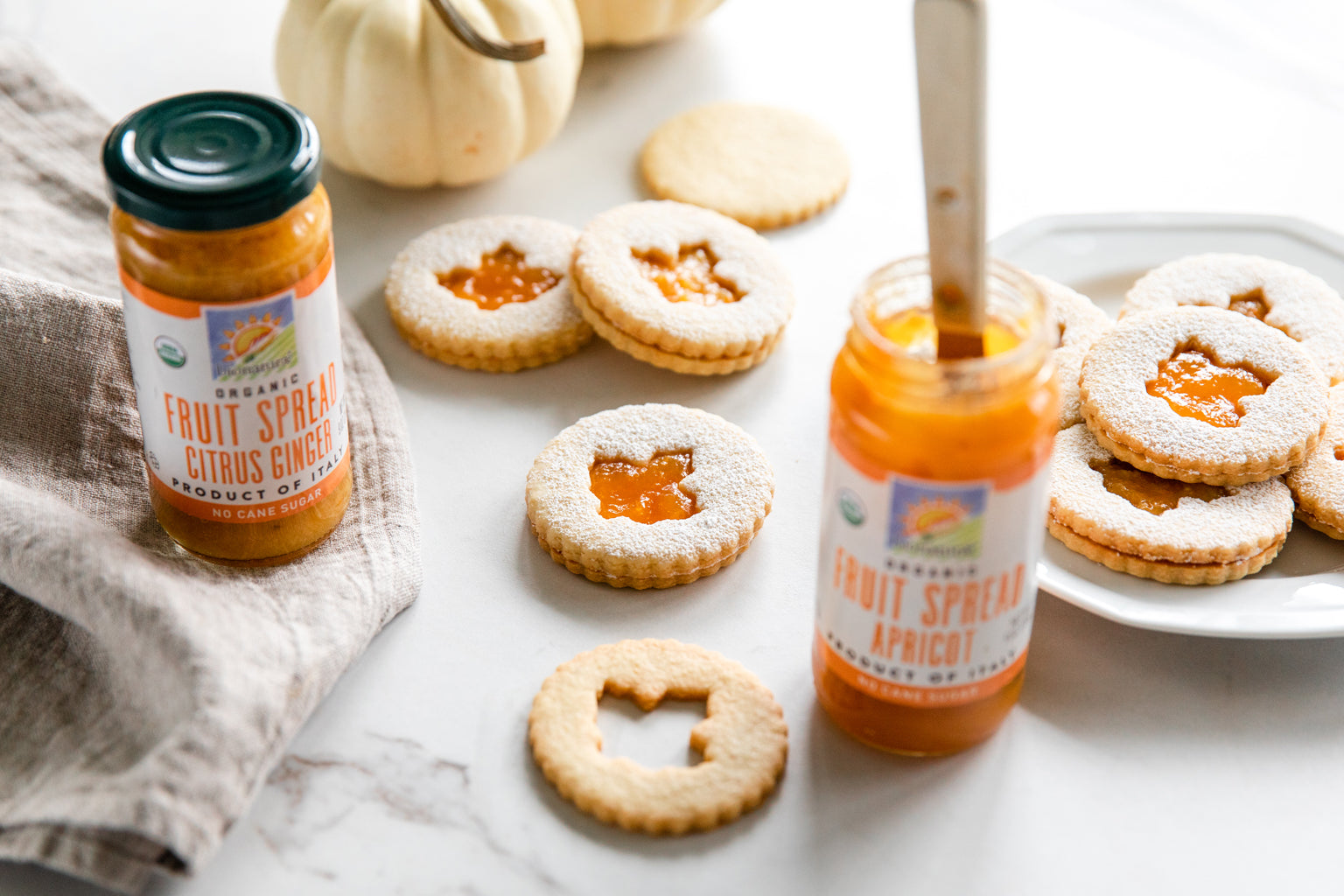 Einkorn Linzer Cookies with leaf cutouts, filled with Apricot & Citrus Ginger bionaturae Fruit Spreadsfall einkorn linzer cookies
