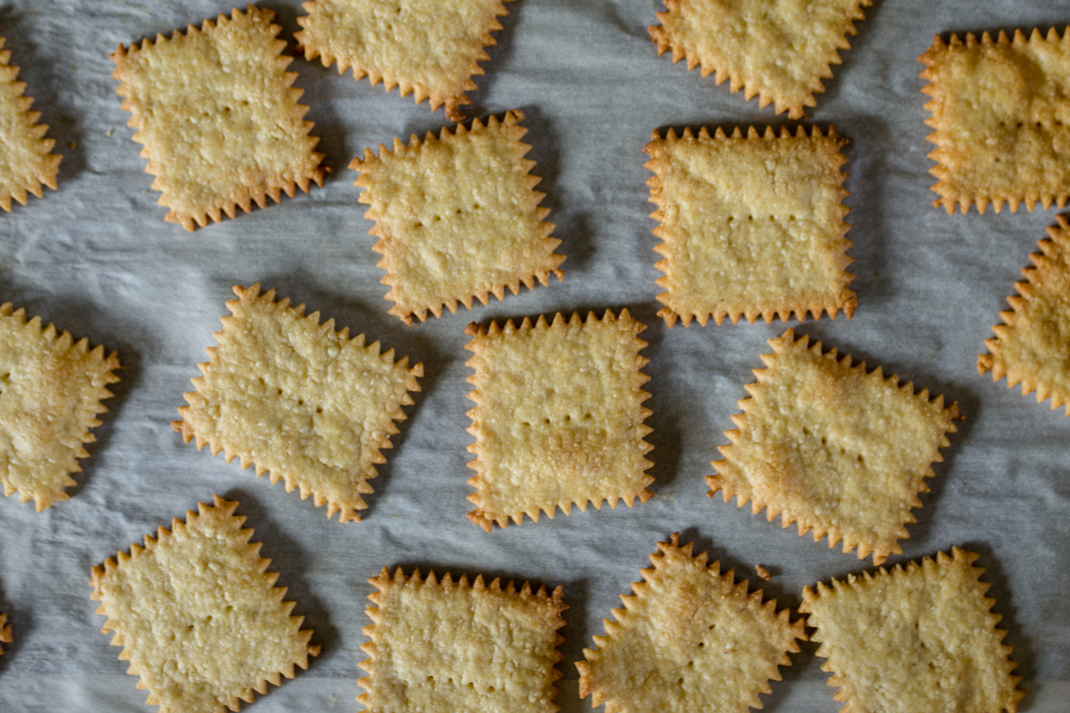 Cheddar Einkorn Crackers