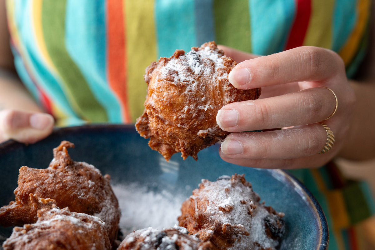 Einkorn Oliebollen (Dutch fried dough)