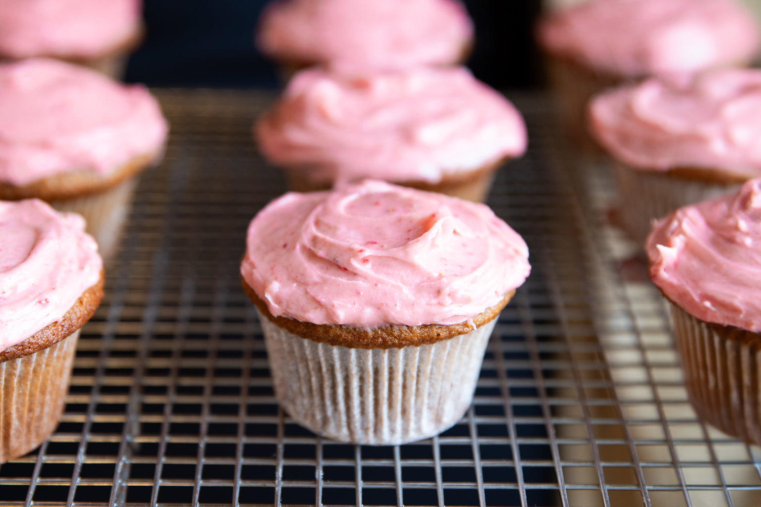 einkorn strawberry cupcakes