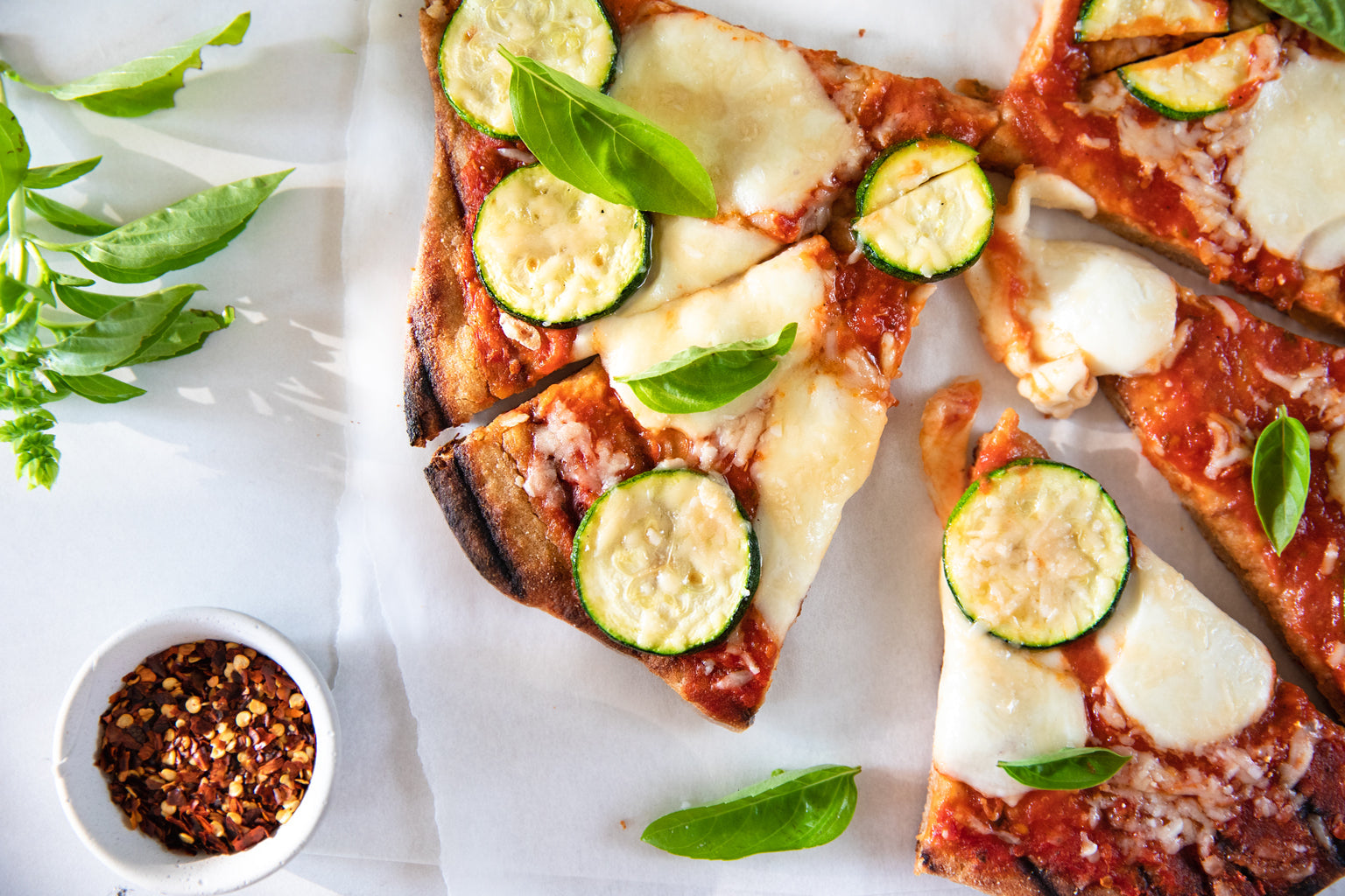 Whole Wheat Einkorn PizzaWhole Wheat Einkorn PizzaWhole Wheat Einkorn Pizza DoughWhole Wheat Einkorn Pizza cooking on grillWhole Wheat Einkorn PizzaWhole jovial Wheat Einkorn Flour and bionaturae strained tomatoes grilled pizza
