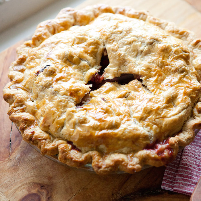 Spiced Apple Cranberry Pie with Einkorn Crust - Jovial Foods